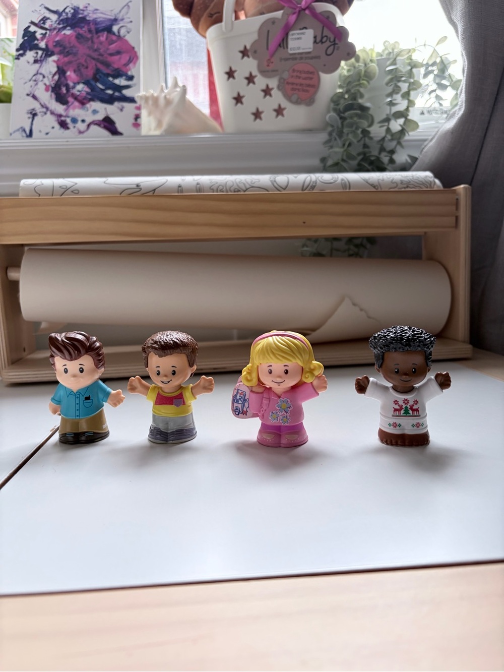 Little People lot of 4